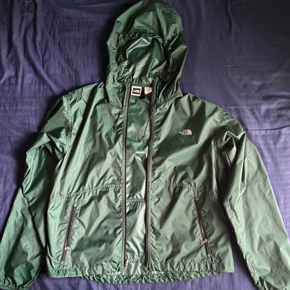 The North Face Mens (S) Small/Lightweight Windbreaker Rain Jacket